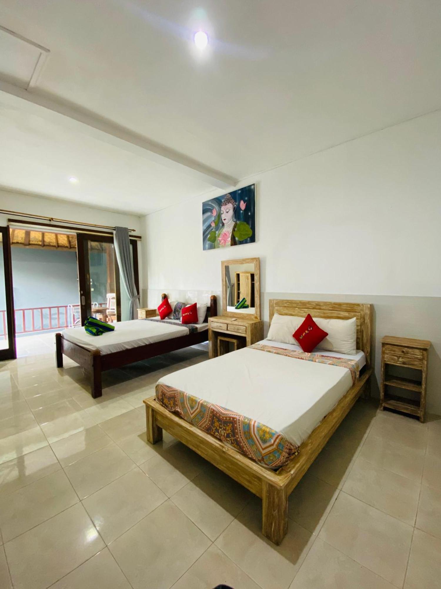Coconut Beach Bungalows & Warung 2 Amed Extérieur photo